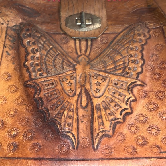 Vintage 1960’s “Butterfly” Hand tooled Leather Handbag 👜 red Stitching - Picture 2 of 12